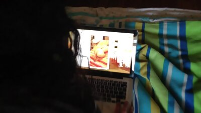 Casal excitado fazendo sexo selvagem ao ar livre na video sexo brasileiro neve