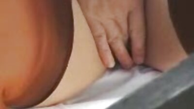 Adorável adolescente russa vídeos pornô de mia khalifa sendo jogada no sofá